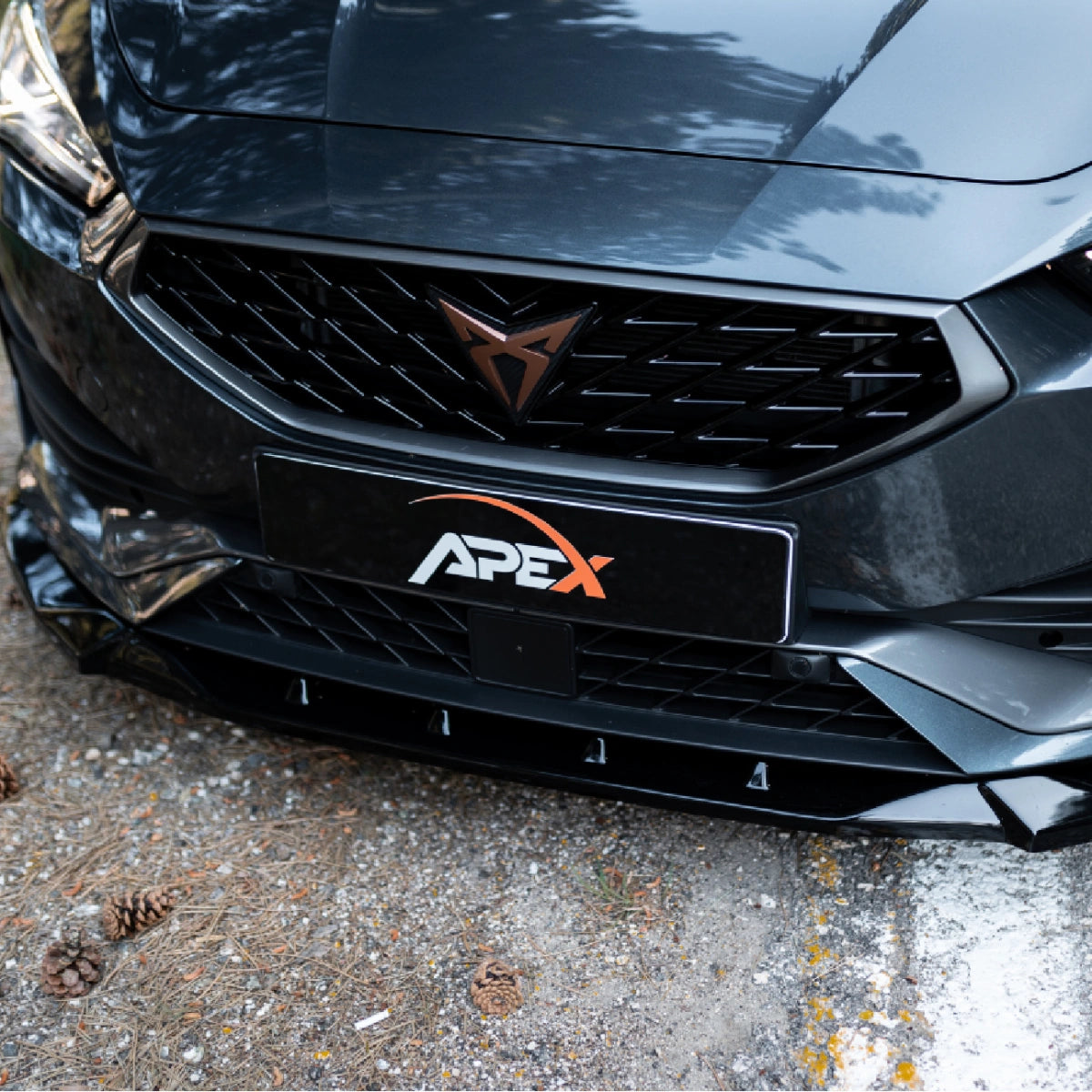 Apex Aero Design - Cupra Leon Mk1 (2020-2024) - Ön Lip - Front Splitter