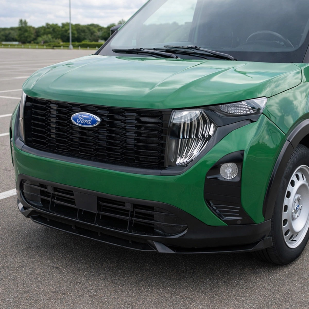 Apex Aero Design Splitter Delantero (ABS Negro Brillante) – Estética Deportiva para Ford Courier Mk2 (2023+)