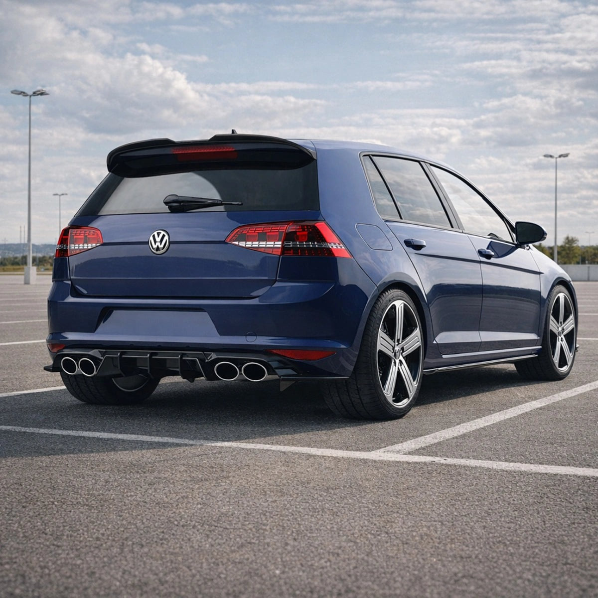 Alerón Trasero Apex Aero Design para VW Golf Mk7-Mk7.5 GTI/R (2013-2016) - Estilismo Deportivo en Negro Brillante
