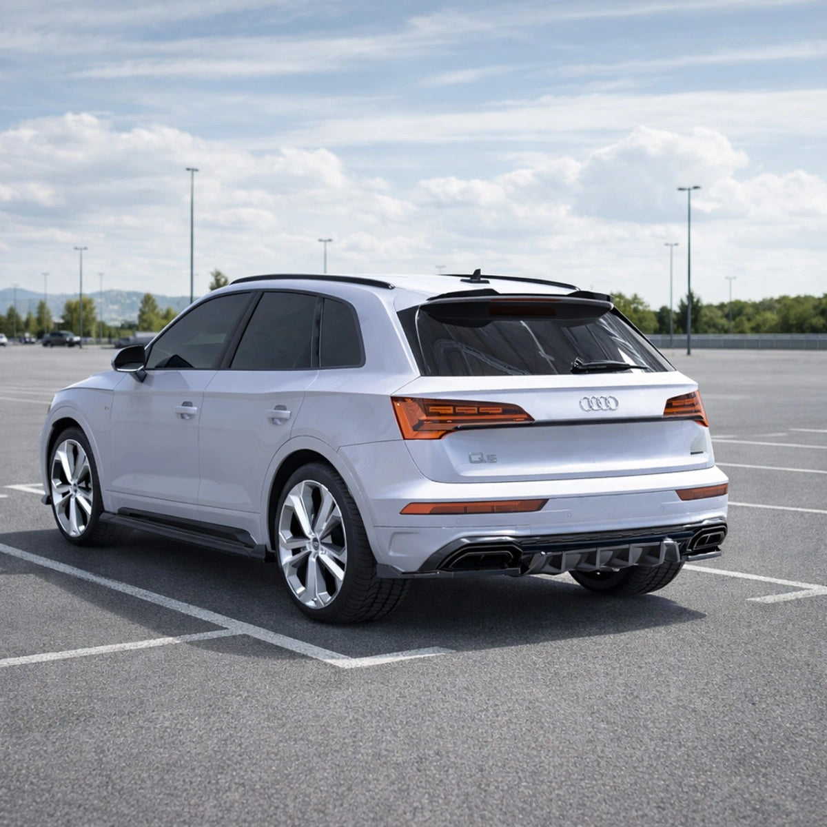 Faldones Laterales Apex Aero Design Negro Brillante (ABS) – Kit Aerodinámico para Audi SQ5 / Q5 S-Line Mk2 Facelift (2020-2024)