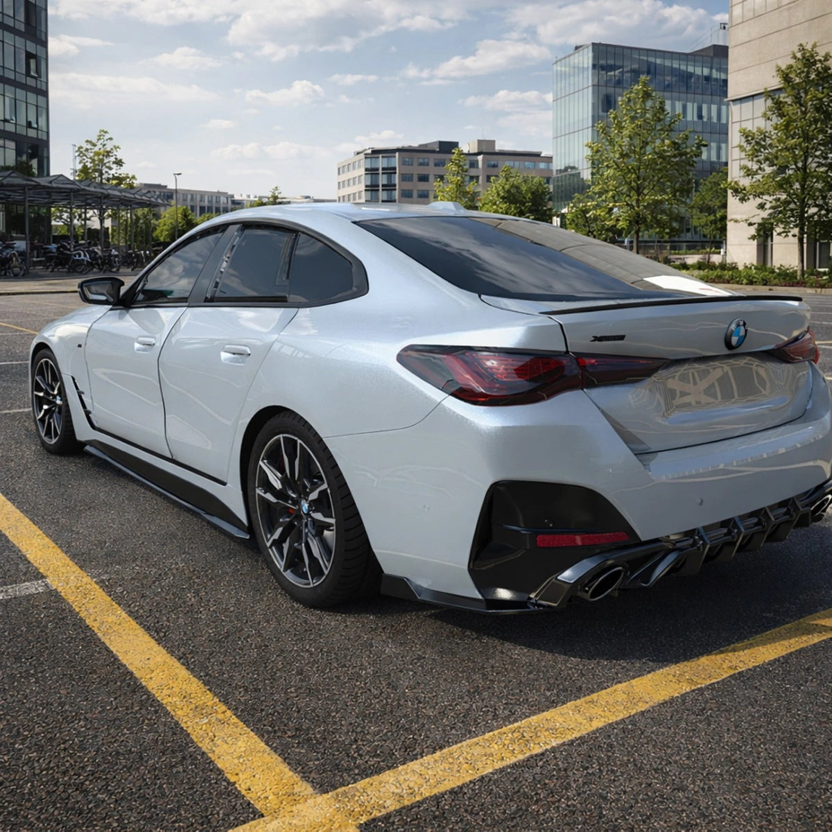Taloneras Laterales Apex Aero Design BMW Serie 4 G26 Gran Coupé (2021+) (Negro Brillante) – Estilo Deportivo para BMW
